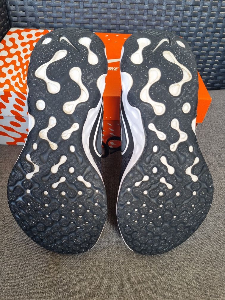 Nike renew ride 2