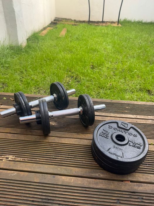 Pesos Kettlebell e Halteres