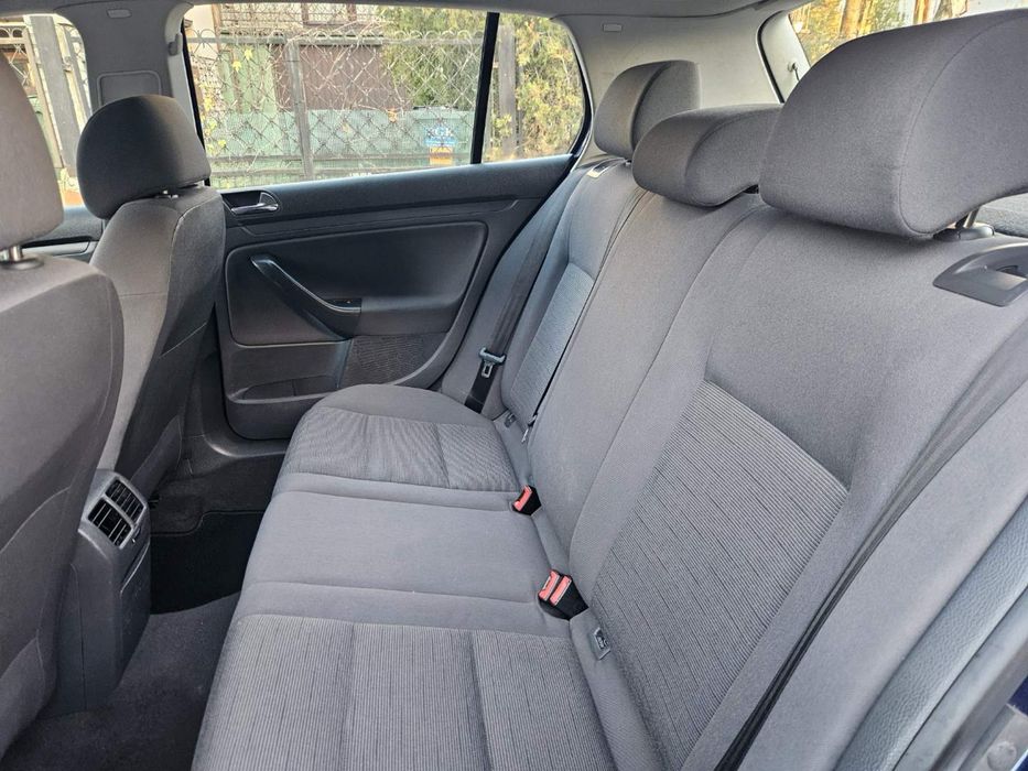 Volkswagen Golf 5 1.6 Mpi Benzyna/Gaz 2006 Rok