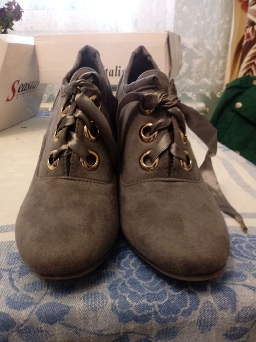 Sprzedam buty, rozmiar 39