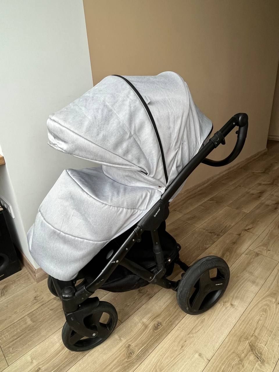 Дитяча коляска 2 в 1 BEXA