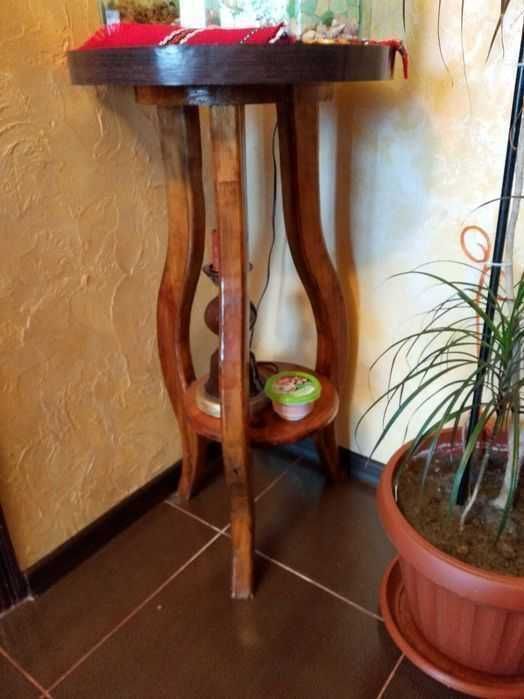 Подставка под цветы консоль, из натурального дерева