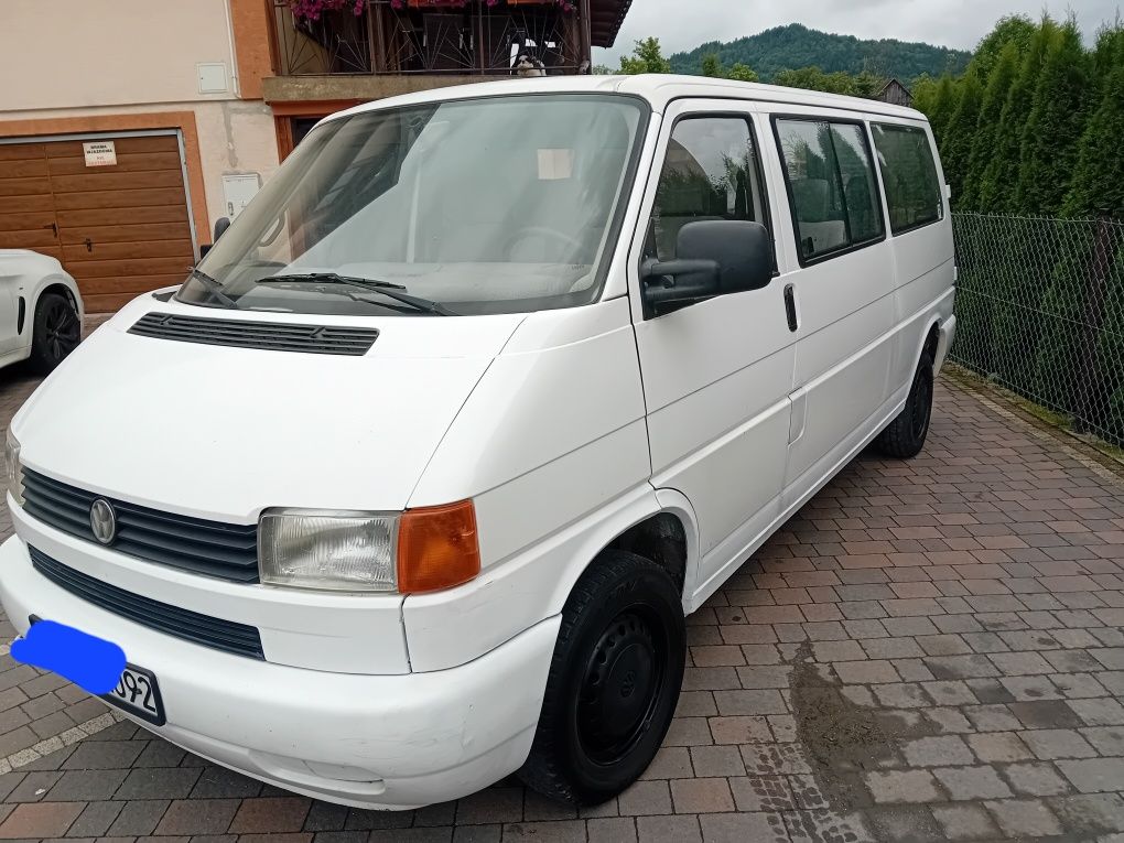 Vw transporter long długi 2.4d 9 osób hak