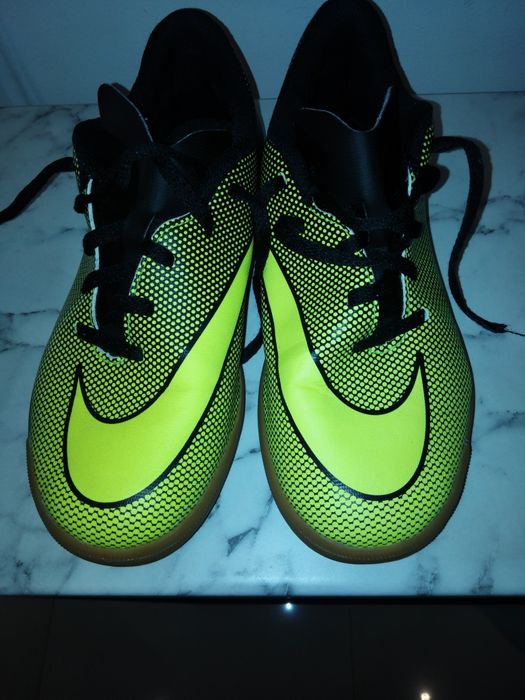 Buty sportowe Nike 38.5