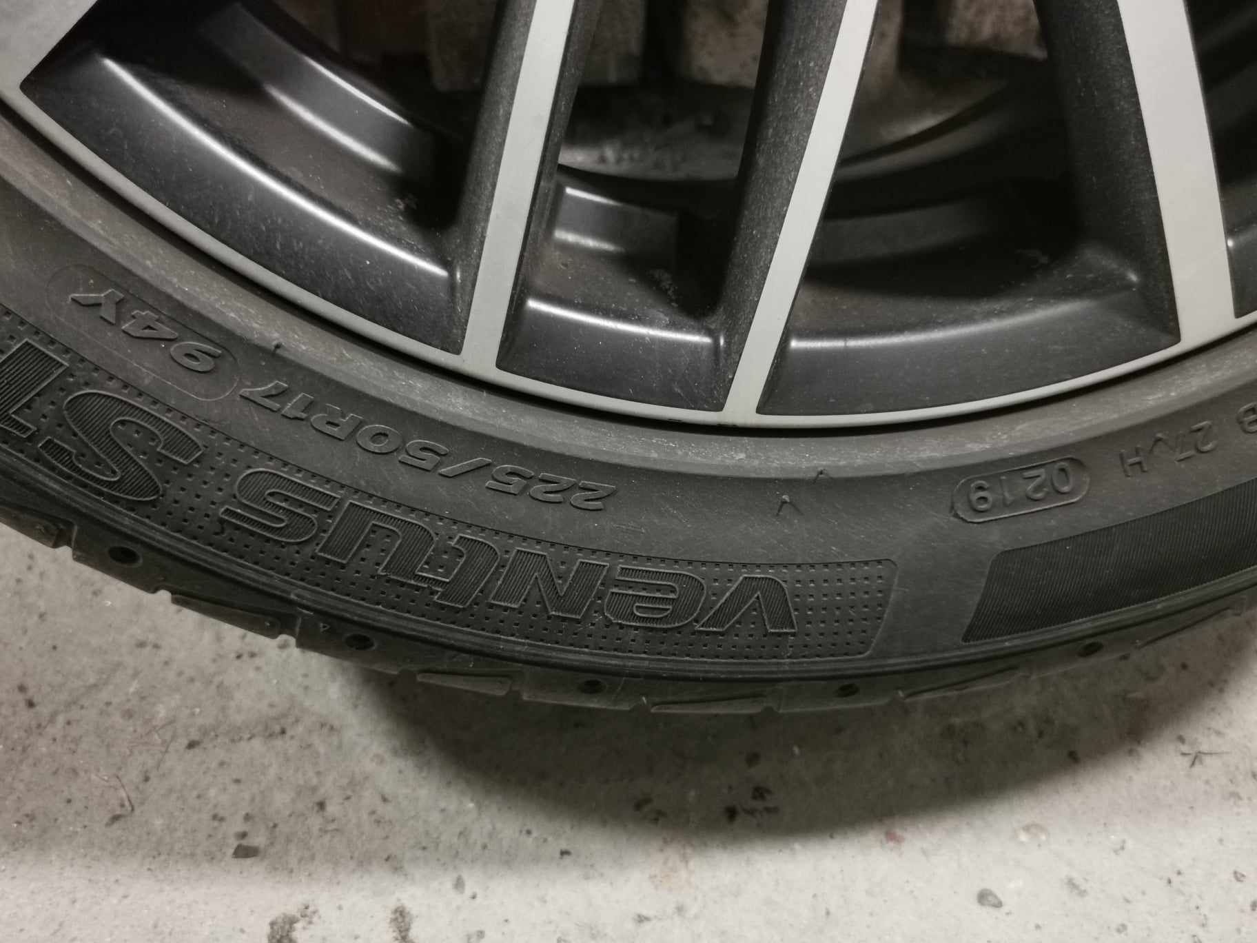 Opony letnie 225/50 r17