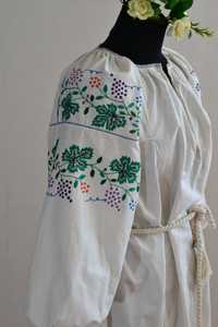 Старовинна вишита гладдю сорочка вишиванка вышиванка старинная платье