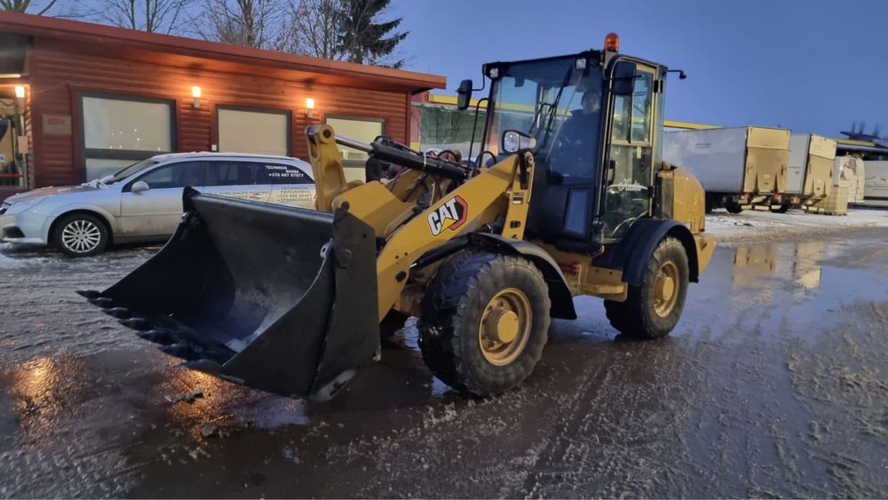 Фронтальный погрузчик Caterpillar 906 M , 2020 г