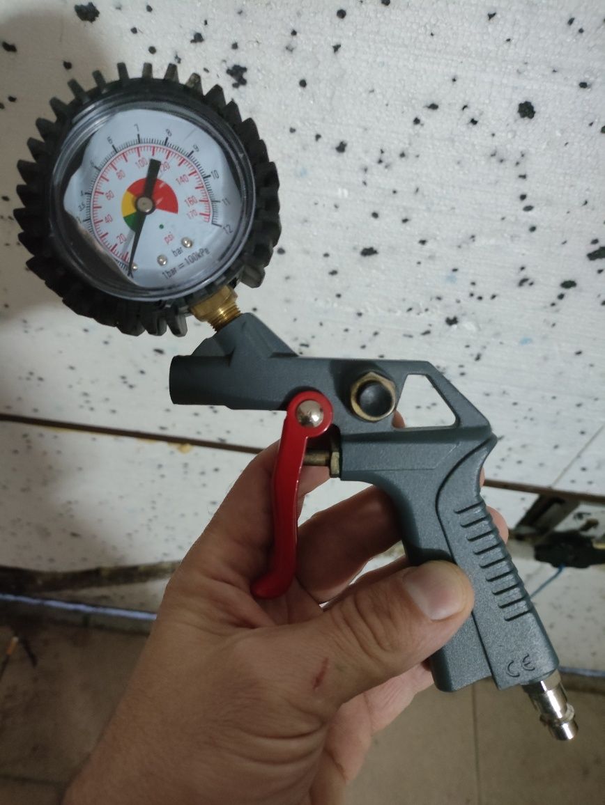 Kompresor walizkowy 8 bar 230v