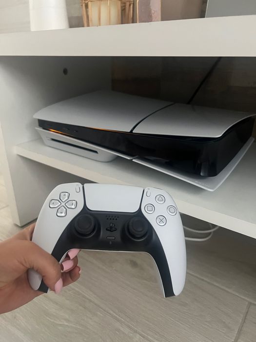 Игровая консоль PlayStation 5 Slim (Fortnite Cobalt Star Bundle)