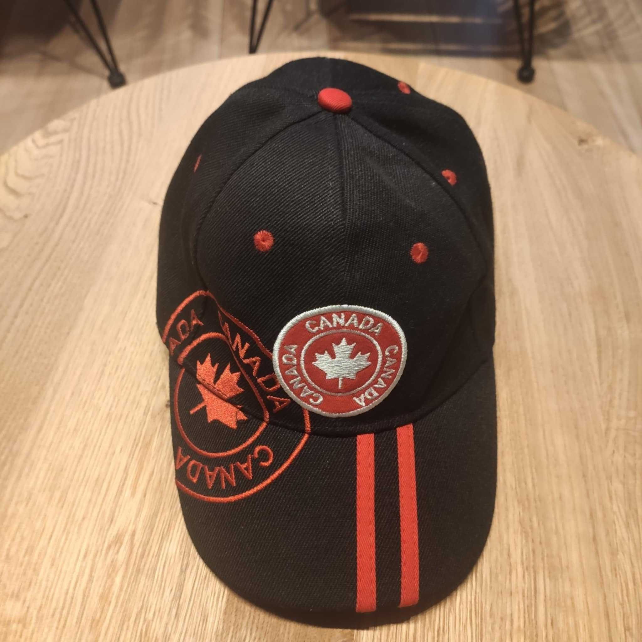Czapka z daszkiem z Canady!