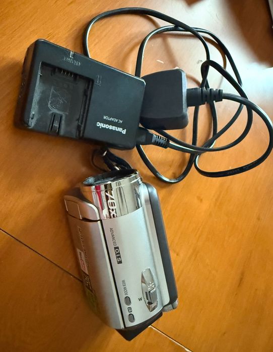 Kamera Panasonic SDR-H80
