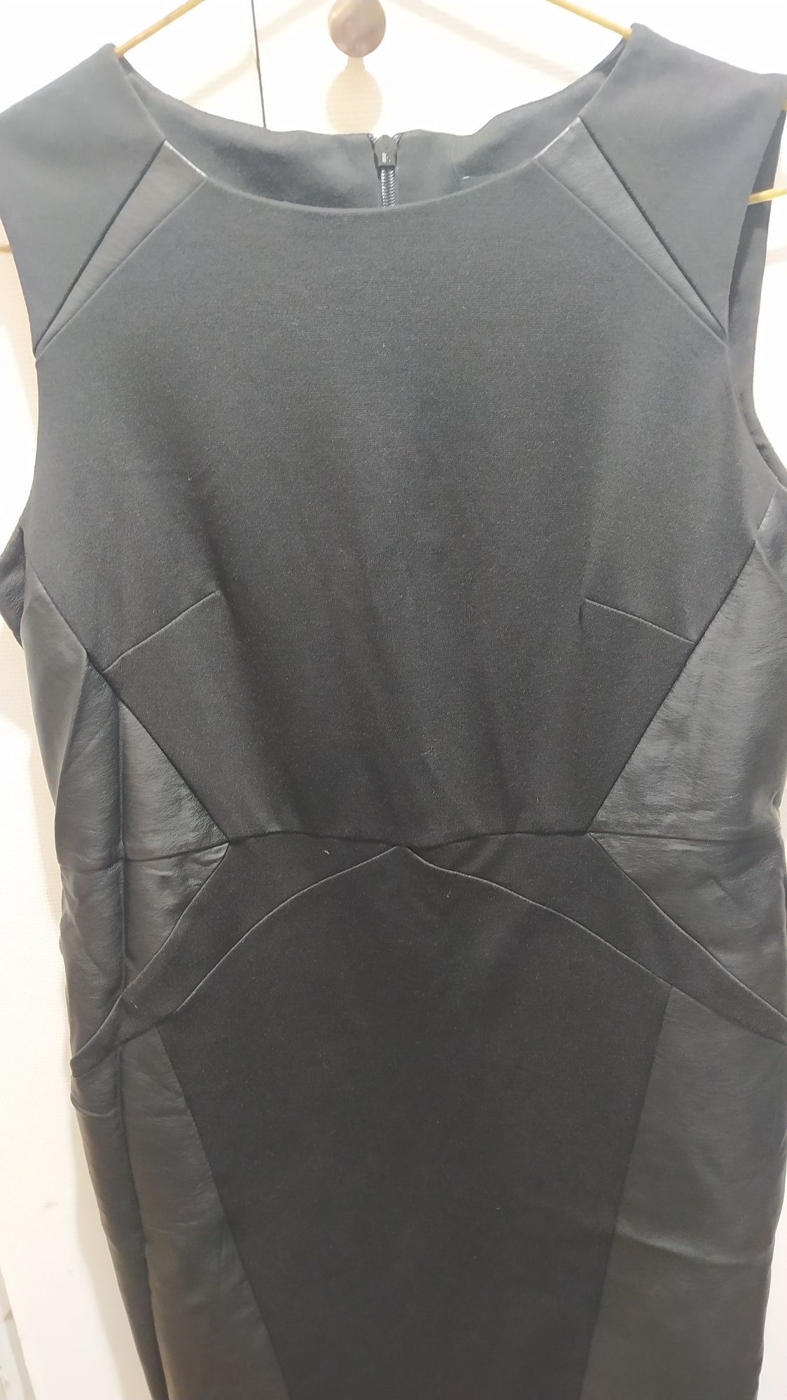 Sukienka czarna,wstawki eco skóry F&F 46(18)
