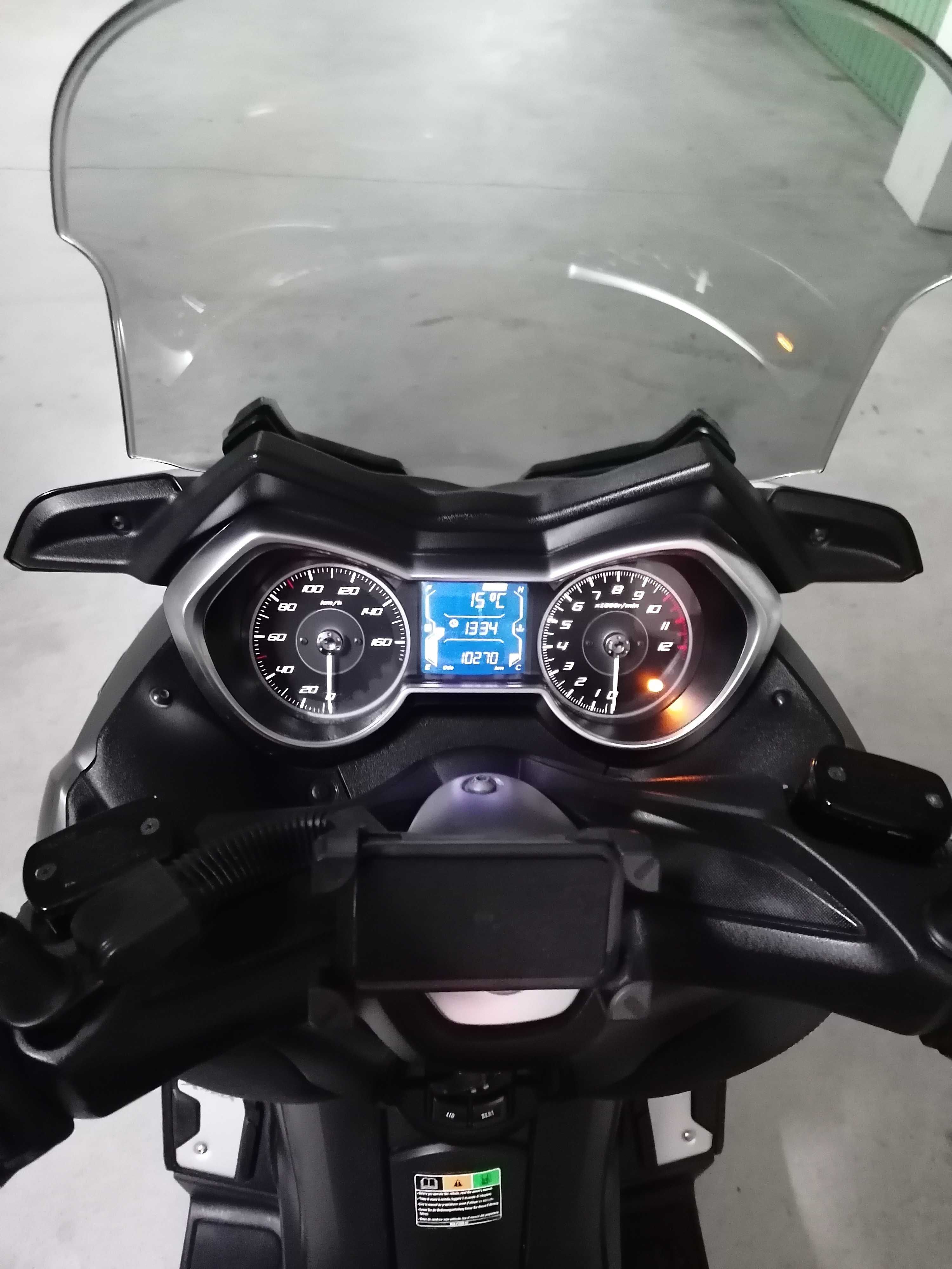 Yamaha X-Max 125 TechMax - 10 350 km
