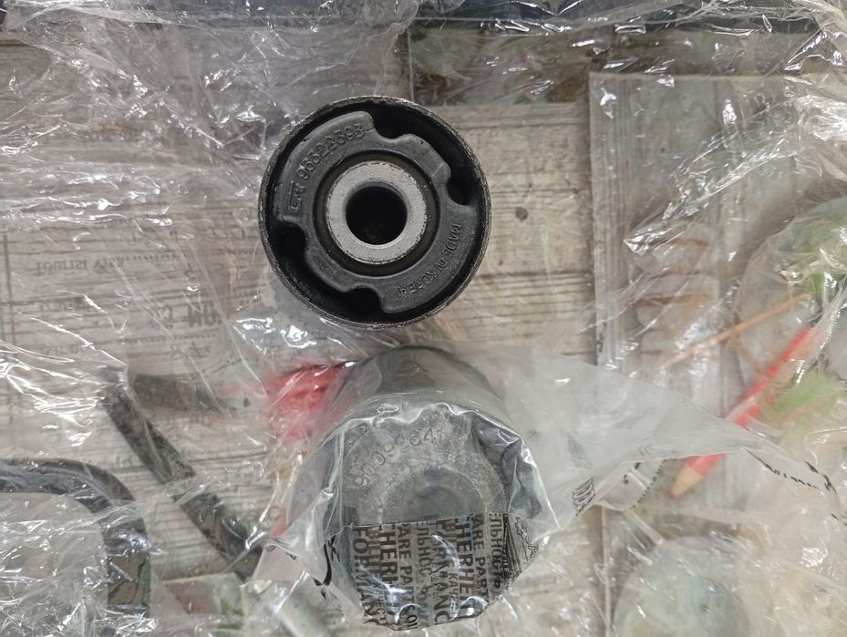 Сайленблок задней балки ланос