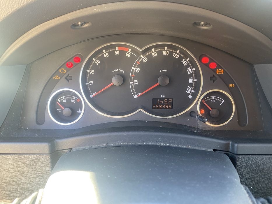 Opel Meriva Cosmo 1.3cdti M/NOVO