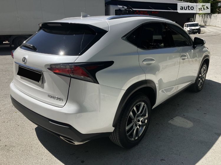 Lexus NX200t AWD