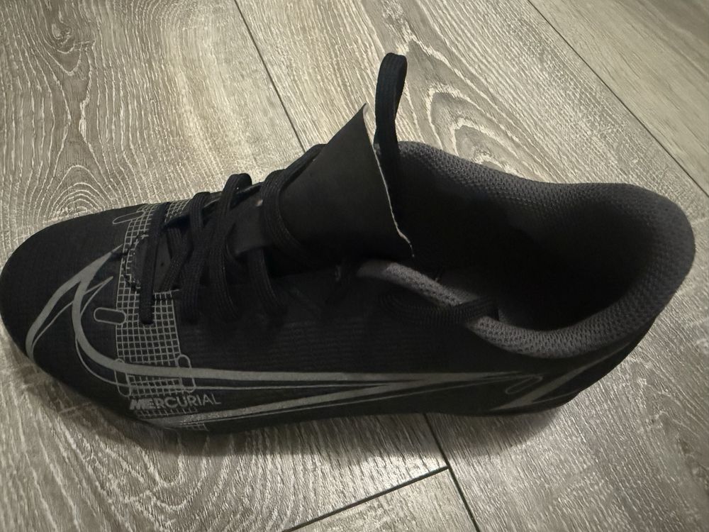 Chuteiras nike mercurial n36