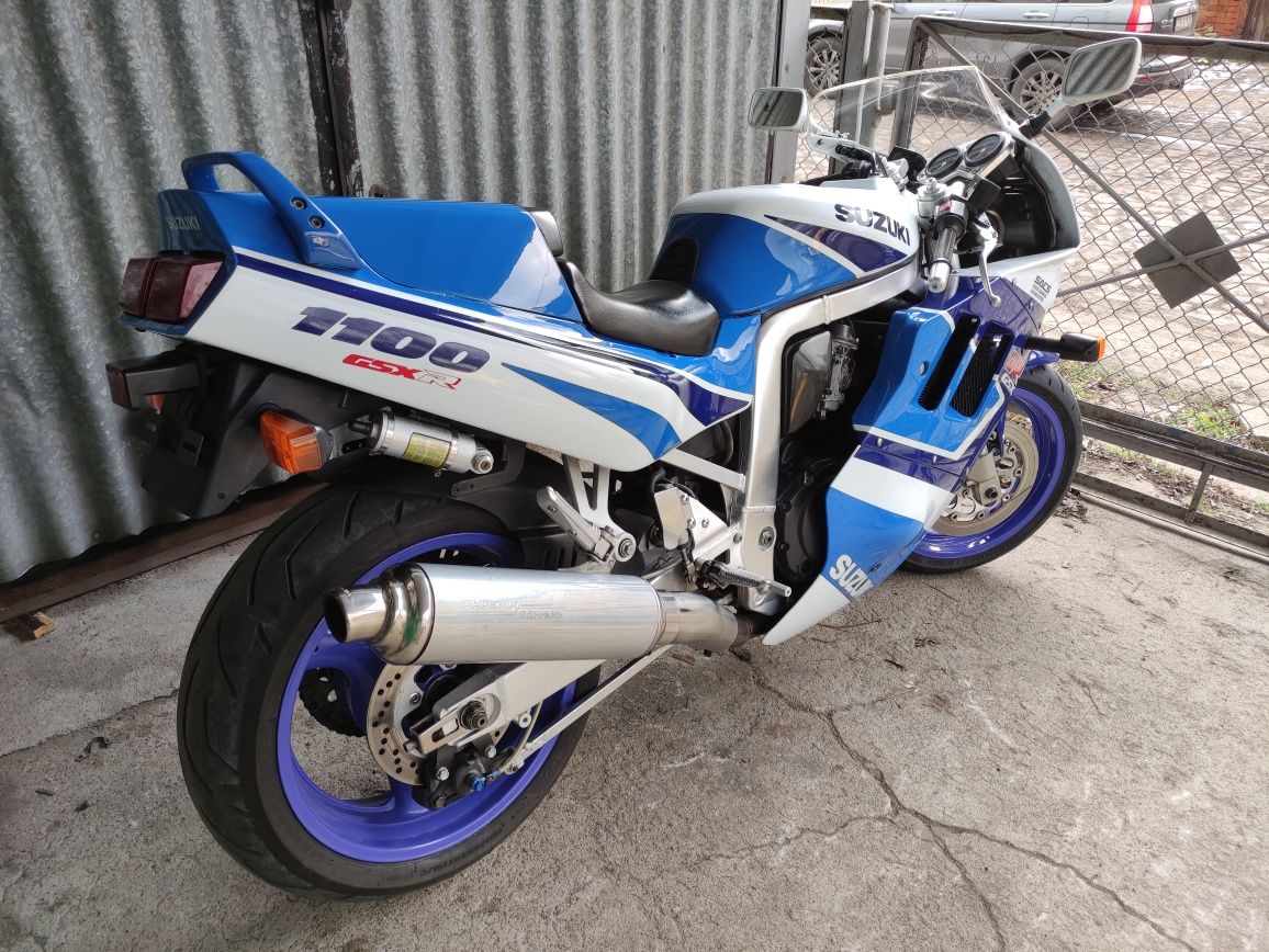 Suzuki GSX-R 1100 GV73C ostatni olejak bdb oryginalny RATY Transport