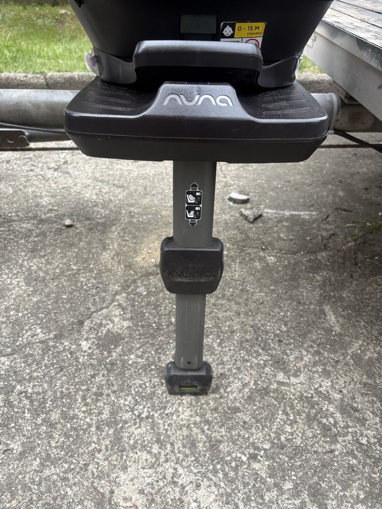 Fotelik Nuna isofix obrotowy