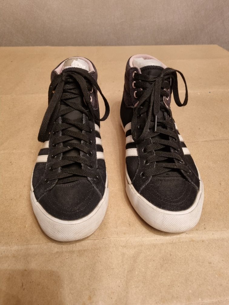 Хайтопы, ботинки, кеды Adidas