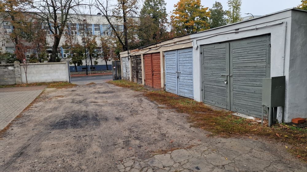 Rezerwacja Wynajmę garaż 16m² przy ul. 1 Maja w Płocku