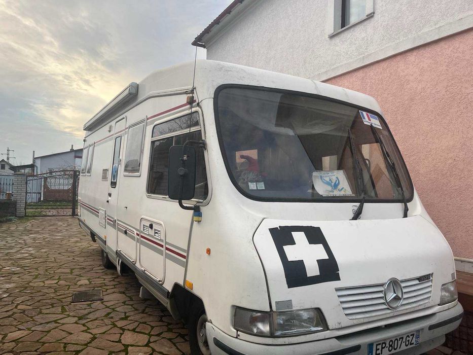 Продам автобудинок