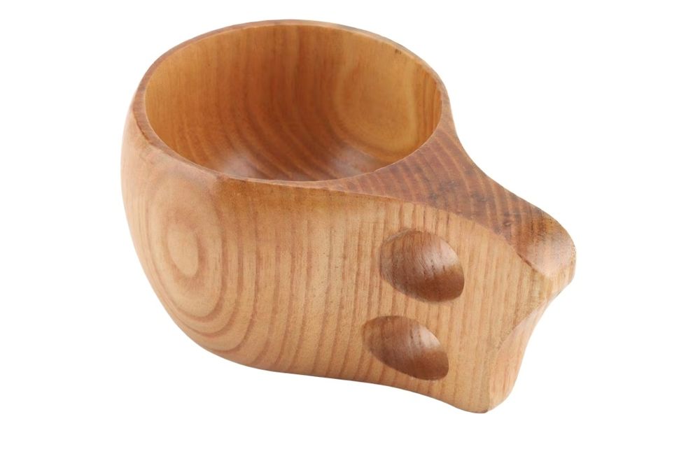 Drewniana filiżanka do kawy lub herbaty