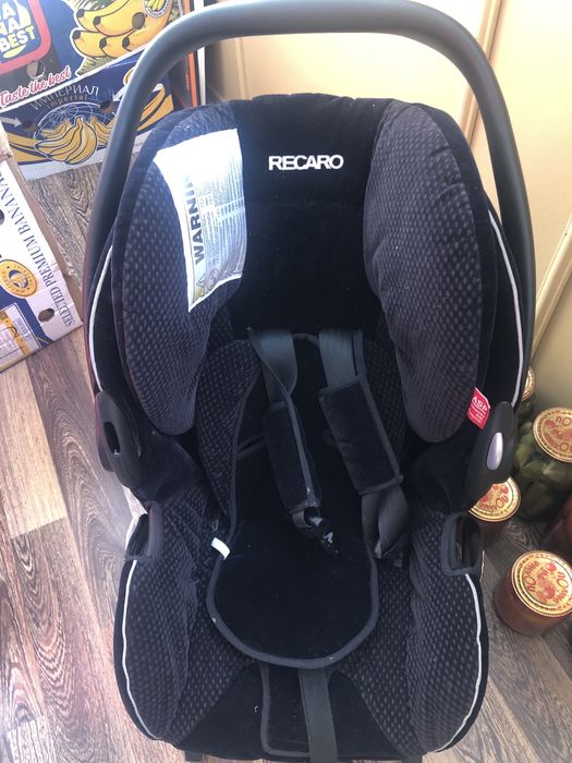 Автокресло recaro