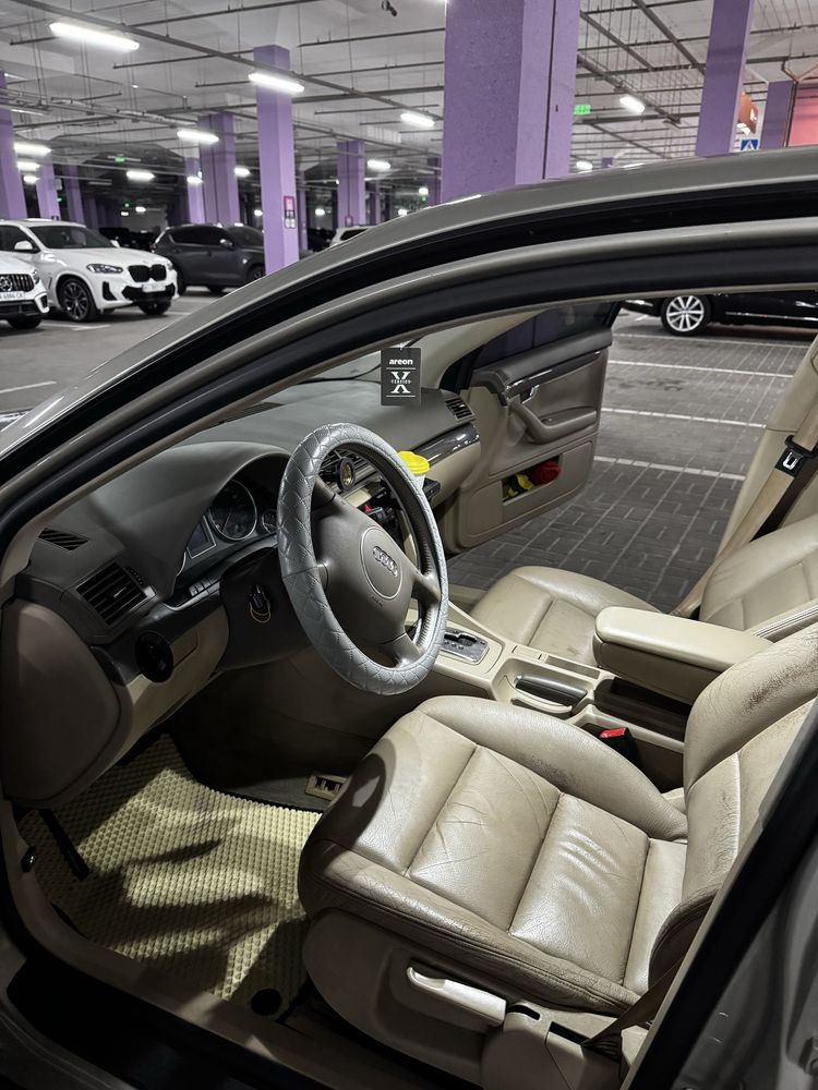 Audi A4 2002, 2.0