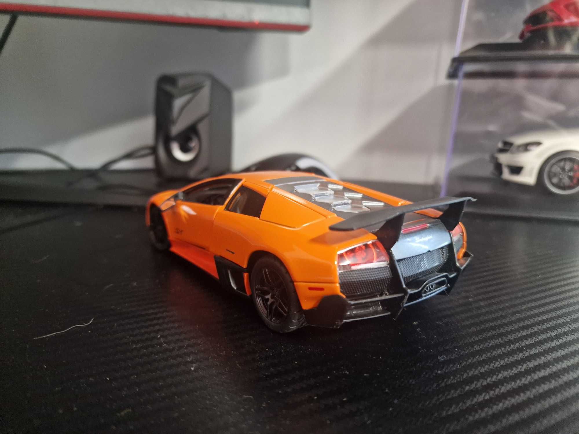 Lamborghini Murcielago SV 1:24
