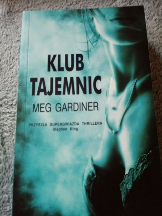 Meg Gardiner "Klub tajemnic"