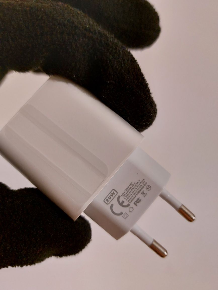 Zasilacz Apple USB C Lightning + adapter do iPhone