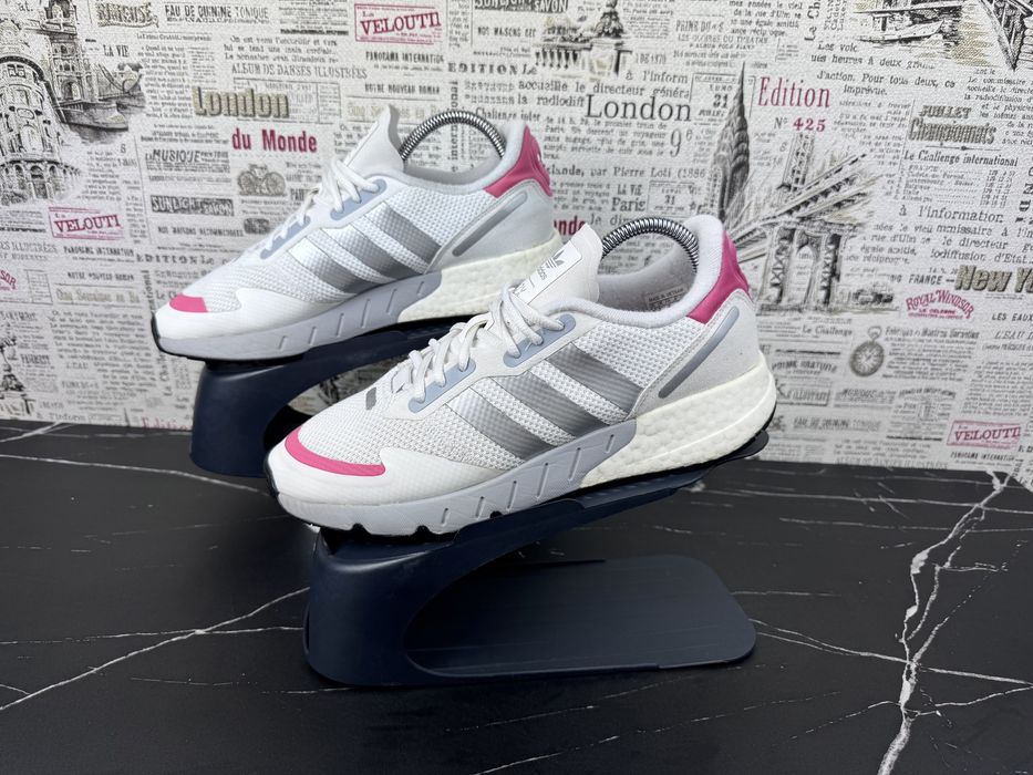 Кросівки Взуття Adidas ZX Розмір 42.5 / Original Взуття