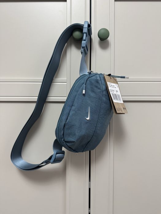 Сумка на пояс,через плече Nike Aura Waistpack оригінал