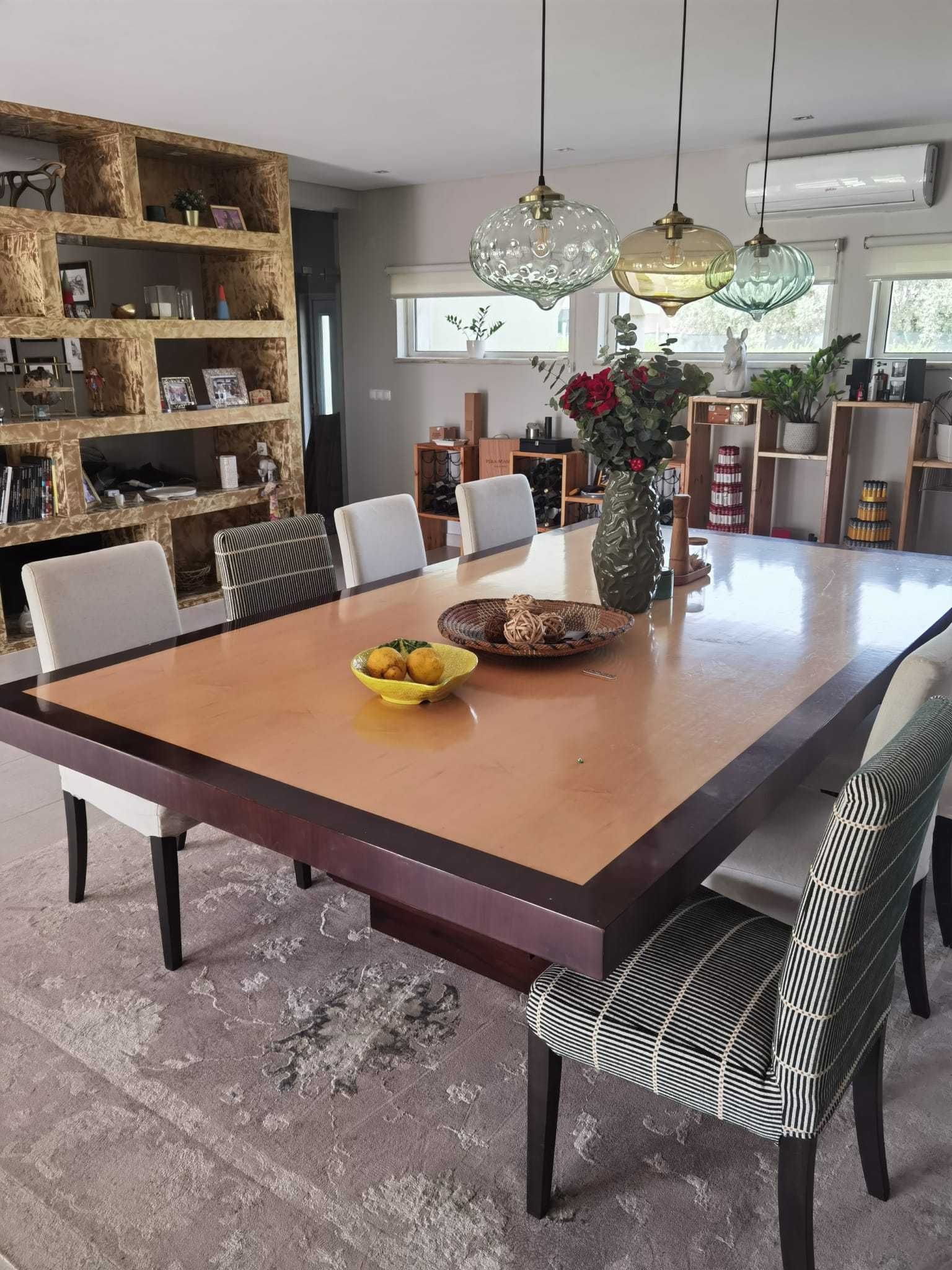 mesa de jantar em carvalho
