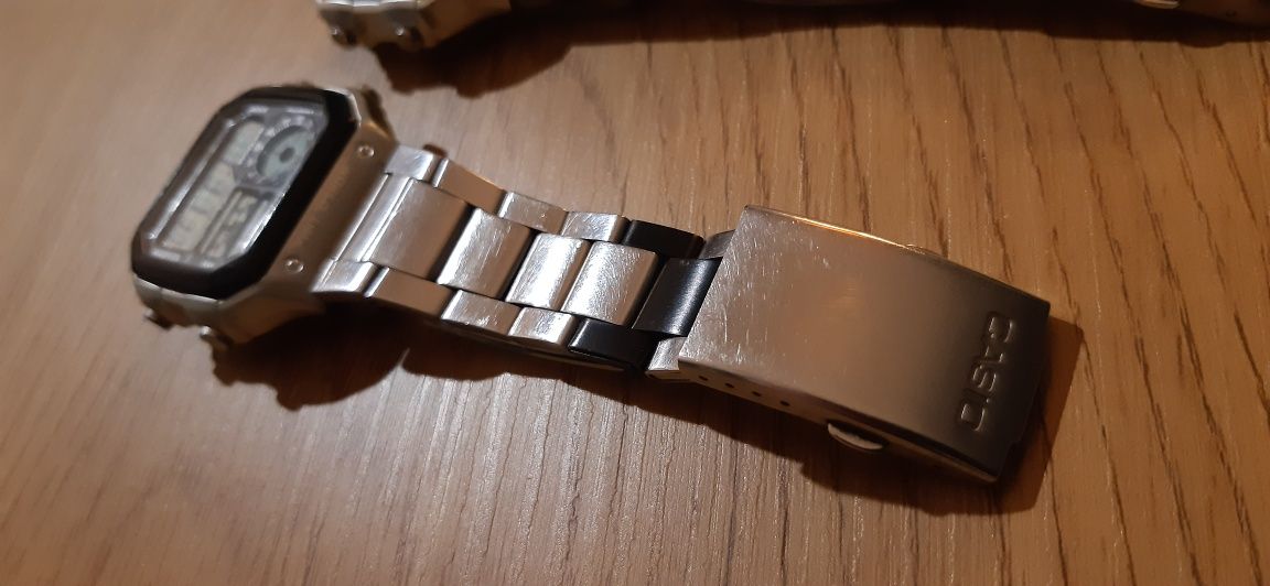 Casio AE-1200WHD-1AVEF
