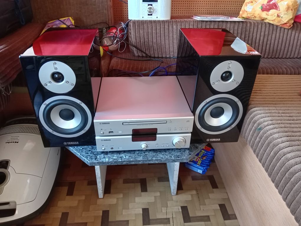 Wieża stereo YAMAHA R-1330