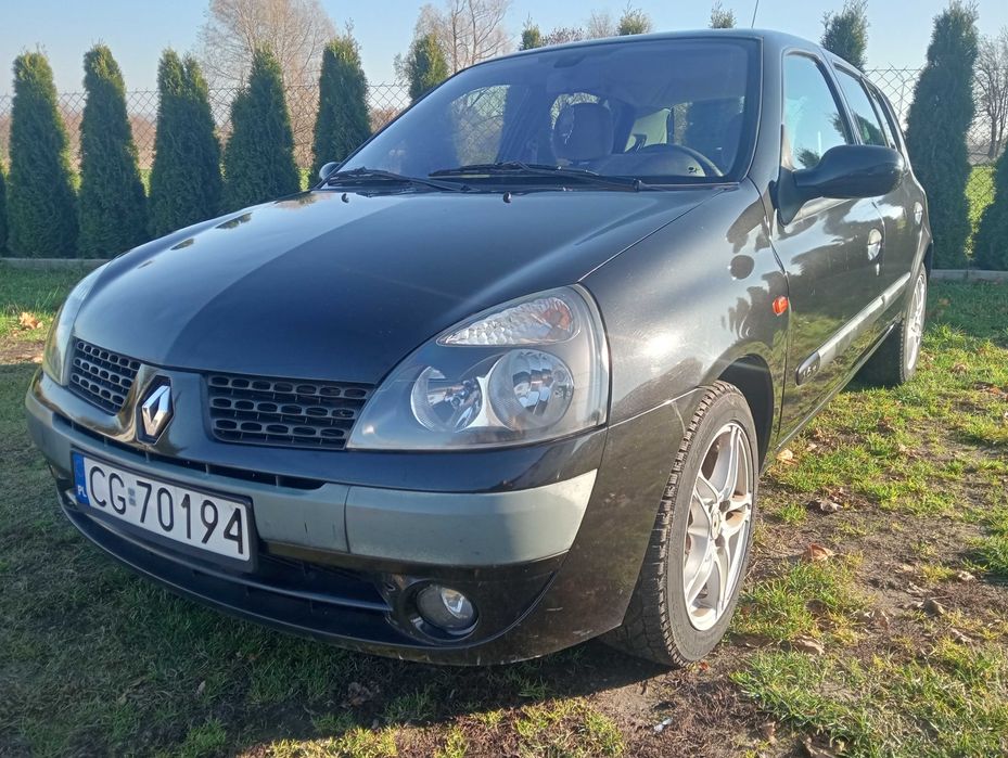 Renault Clio 2002 rok lift 1.6 16v zadbany klimatyzacja HAK