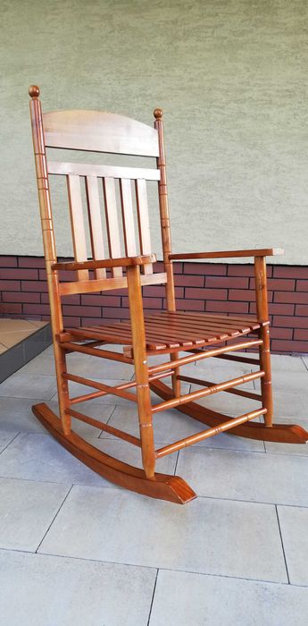 Fotel bujany drewniany krzesło wypoczynek relaks prezent