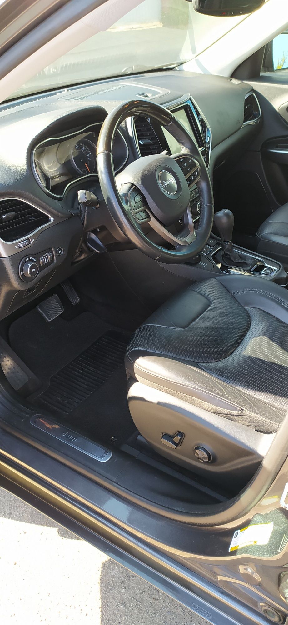 Jeep Cherokee Overland 2,0 turbo