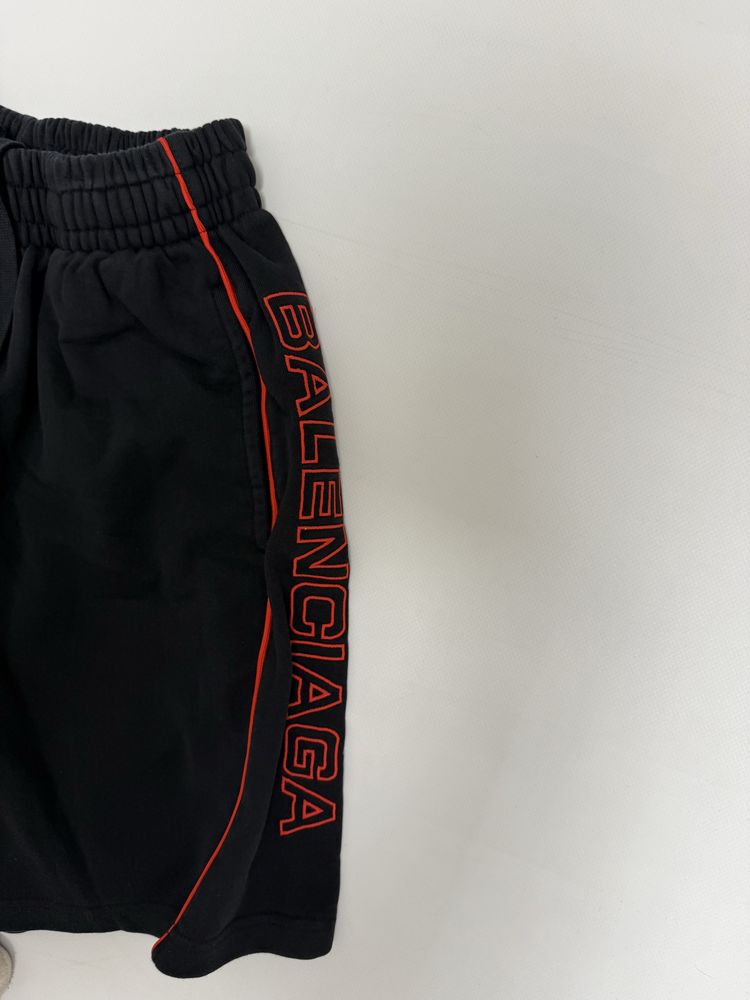 шорты Balenciaga Logo strips red S M L