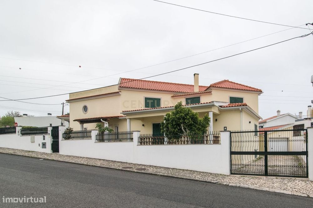 Fantástica Moradia T3 na Pontinha