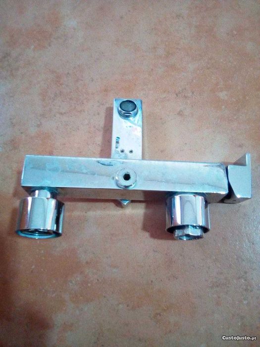 Misturadora para banheira,suporte para chuveiro, cor cromada como nova