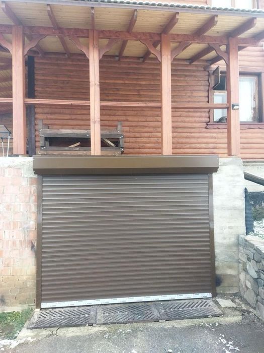 Гаражна ролета 77 полотно коричнева