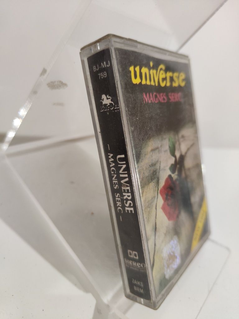 Universe Magnes serc kaseta