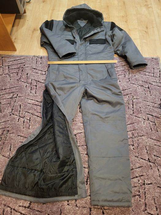 Мужской зимний комбинезон