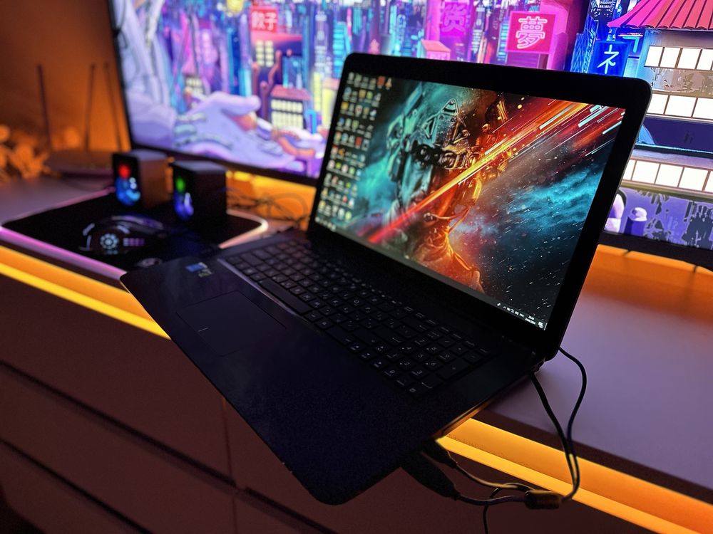 Мощный Большой ASUS GAMING 17 + Игровые Девайсы