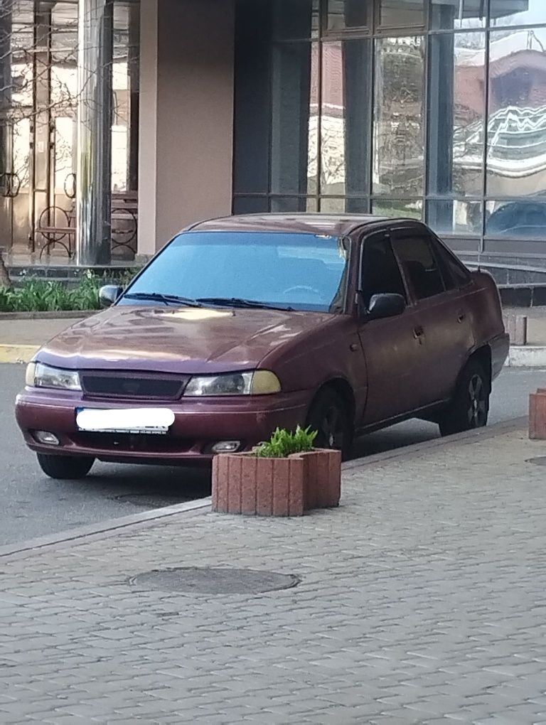 Продам daewoo nexia n100