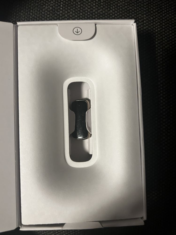Fitbit Luxe tracker zegarek opaska  funkcyjna