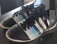 Halówki  Adidas r 30 stan idealny